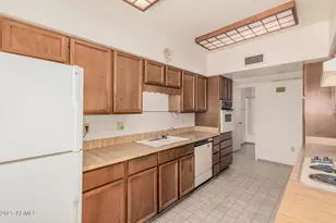 1409 W Calle Mendoza, Green Valley, AZ 85622 - Photo 8