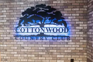 9825 E Navajo Pl, Sun Lakes, AZ 85248 - Photo 32