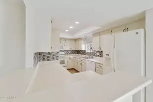 9825 E Navajo Pl, Sun Lakes, AZ 85248 - Photo 12