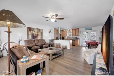 10921 W El Capitan Circle, Sun City, AZ 85351 - Photo 12