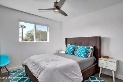 7034 E Wilshire Drive, Scottsdale, AZ 85257 - Photo 10