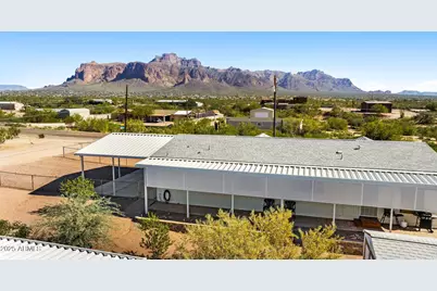 126 S Hilton Road, Apache Junction, AZ 85119 - Photo 1