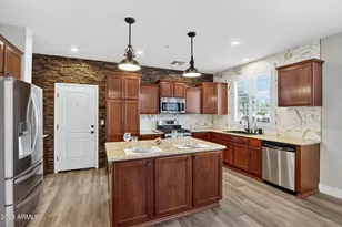 28834 N 20th Ln, Phoenix, AZ 85085 - Photo 8