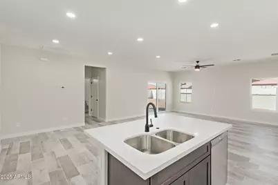 15220 S Diablo Road, Arizona City, AZ 85123 - Photo 12