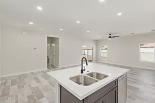 15220 S Diablo Rd, Arizona City, AZ 85123 - Photo 12