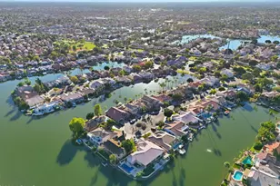 2011 E Clipper Ln, Gilbert, AZ 85234 - Photo 14