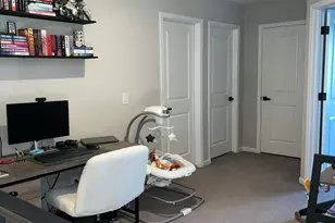 17446 W Daley Ln, Surprise, AZ 85387 - Photo 12