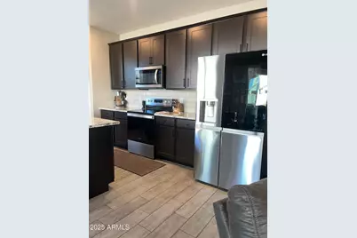 17446 W Daley Lane, Surprise, AZ 85387 - Photo 8