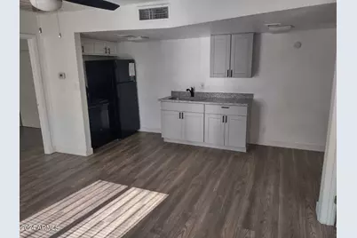 3224 W Jackson Street #2, Phoenix, AZ 85009 - Photo 2