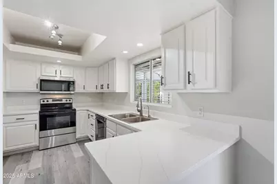 4702 E Carmen Street, Phoenix, AZ 85044 - Photo 14