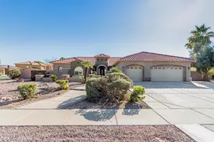 11733 E Starflower Dr E, Chandler, AZ 85249 - Photo 2