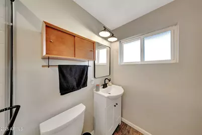 805 W Northview Avenue, Phoenix, AZ 85021 - Photo 26