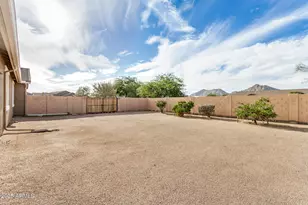3178 W Roberts Rd, San Tan Valley, AZ 85144 - Photo 14