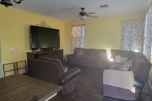 10211 W Hilton Ave, Tolleson, AZ 85353 - Photo 4