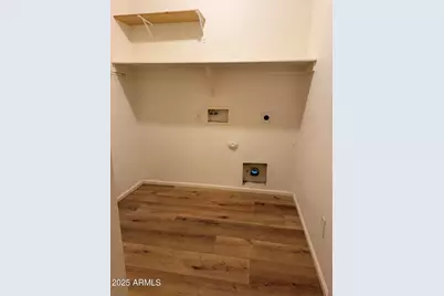 2528 W Straight Arrow Lane, Phoenix, AZ 85085 - Photo 26