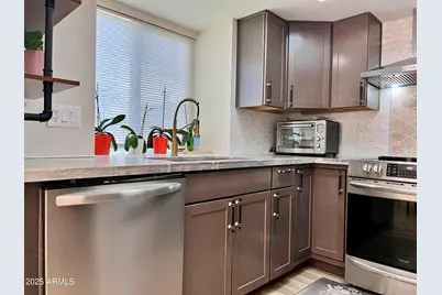 2834 S Extension Road #1031, Mesa, AZ 85210 - Photo 8