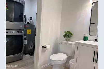 2834 S Extension Road #1031, Mesa, AZ 85210 - Photo 16