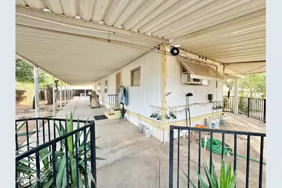 27021 N 211th Avenue, Wittmann, AZ 85361 - Photo 2