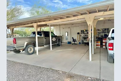 27021 N 211th Avenue, Wittmann, AZ 85361 - Photo 16