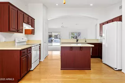 23811 S Berrybrook Drive, Sun Lakes, AZ 85248 - Photo 10