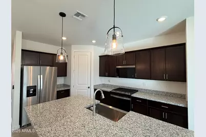 4185 W Yolanda Lane, San Tan Valley, AZ 85144 - Photo 4