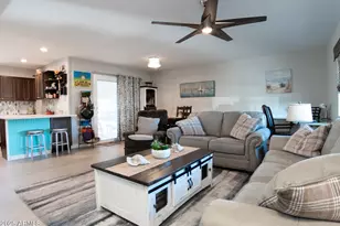 10405 W Andover Ave, Sun City, AZ 85351 - Photo 6