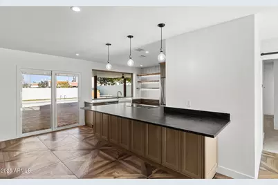 6128 E Edgemont Avenue, Scottsdale, AZ 85257 - Photo 8