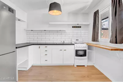 821 N 3rd Street #3, Phoenix, AZ 85004 - Photo 2