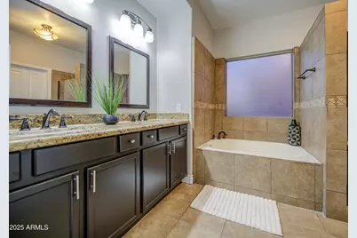 15922 W Port Royale Lane, Surprise, AZ 85379 - Photo 30