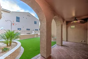 15922 W Port Royale Ln, Surprise, AZ 85379 - Photo 52