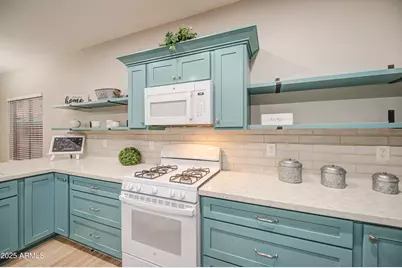 15922 W Port Royale Lane, Surprise, AZ 85379 - Photo 14