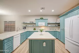 15922 W Port Royale Ln, Surprise, AZ 85379 - Photo 14