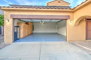 15922 W Port Royale Ln, Surprise, AZ 85379 - Photo 50