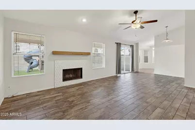 907 N Falcon Drive, Gilbert, AZ 85234 - Photo 10