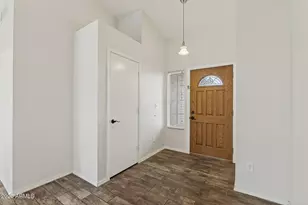 907 N Falcon Dr, Gilbert, AZ 85234 - Photo 6