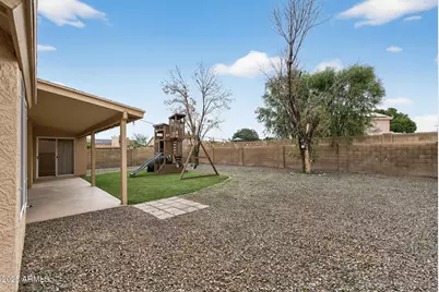 907 N Falcon Drive, Gilbert, AZ 85234 - Photo 42