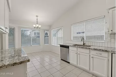 907 N Falcon Drive, Gilbert, AZ 85234 - Photo 16