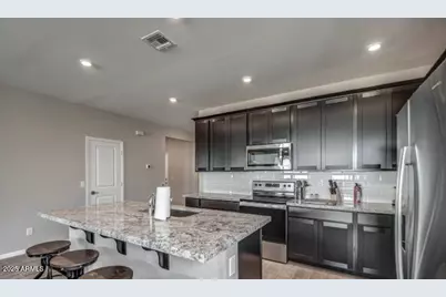 2026 E Piedmont Place, Casa Grande, AZ 85122 - Photo 2