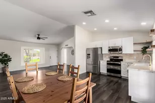 936 N Birch St, Gilbert, AZ 85233 - Photo 10