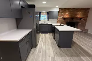 3707 W Alice Ave, Phoenix, AZ 85051 - Photo 10