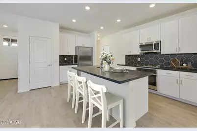 14586 W Wood Drive, Surprise, AZ 85379 - Photo 10