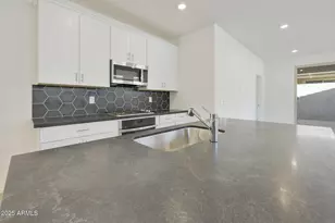 14586 W Wood Dr, Surprise, AZ 85379 - Photo 16