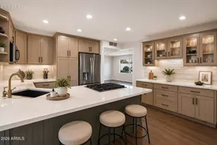 1114 E Orchid Ln, Phoenix, AZ 85020 - Photo 6