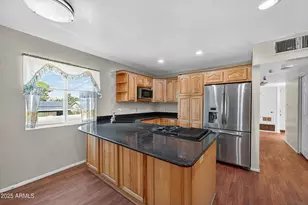 1114 E Orchid Ln, Phoenix, AZ 85020 - Photo 10