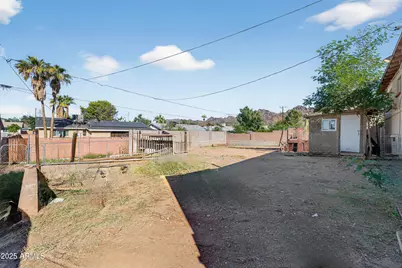 1114 E Orchid Lane, Phoenix, AZ 85020 - Photo 28