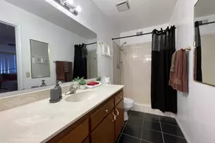 9221 N 48th Dr, Glendale, AZ 85302 - Photo 16