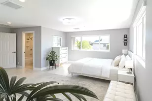 2848 E Turquoise Dr, Phoenix, AZ 85028 - Photo 8