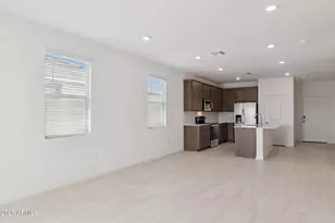 25471 W Fraktur Rd, Buckeye, AZ 85326 - Photo 4