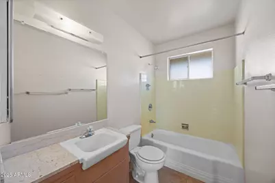 11002 W Greer Avenue, Sun City, AZ 85351 - Photo 16