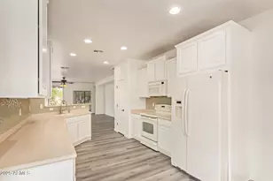 148 W Latigo Cir, San Tan Valley, AZ 85143 - Photo 14